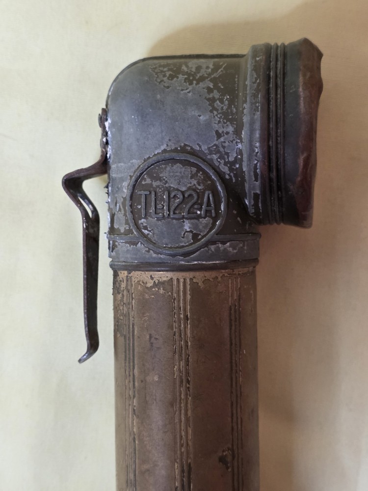 ORIGINAL WWII US ARMY ~ COMBAT FIELD ~ USALITE TL-122-A ~ FLASHLIGHT TORCH