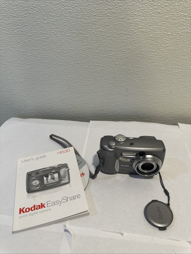 Kodak EasyShare DX4530 (5.0 Mega Pixels) Digital Camera Silver TESTED (READ)