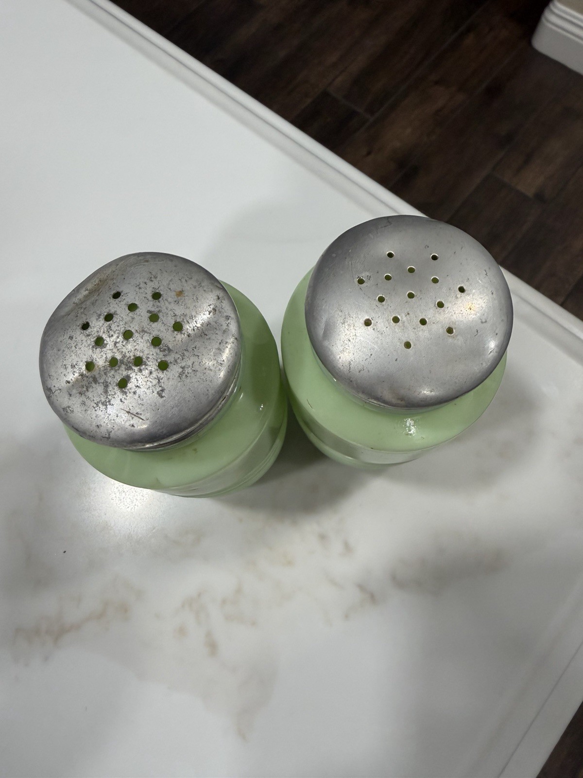 Jeannette Jadeite Beehive Salt & Pepper Shakers 1930's Uranium Glass