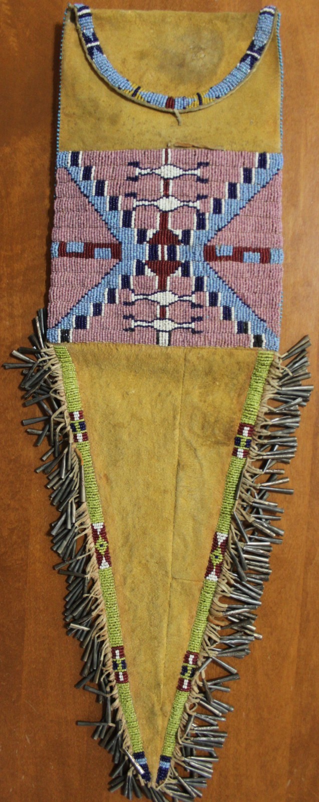 VERY LARGE Vintage Plains Tab Bag with Cones