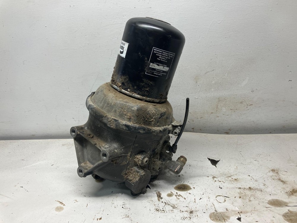 Bendix AD-9SI Air Dryer - Used
