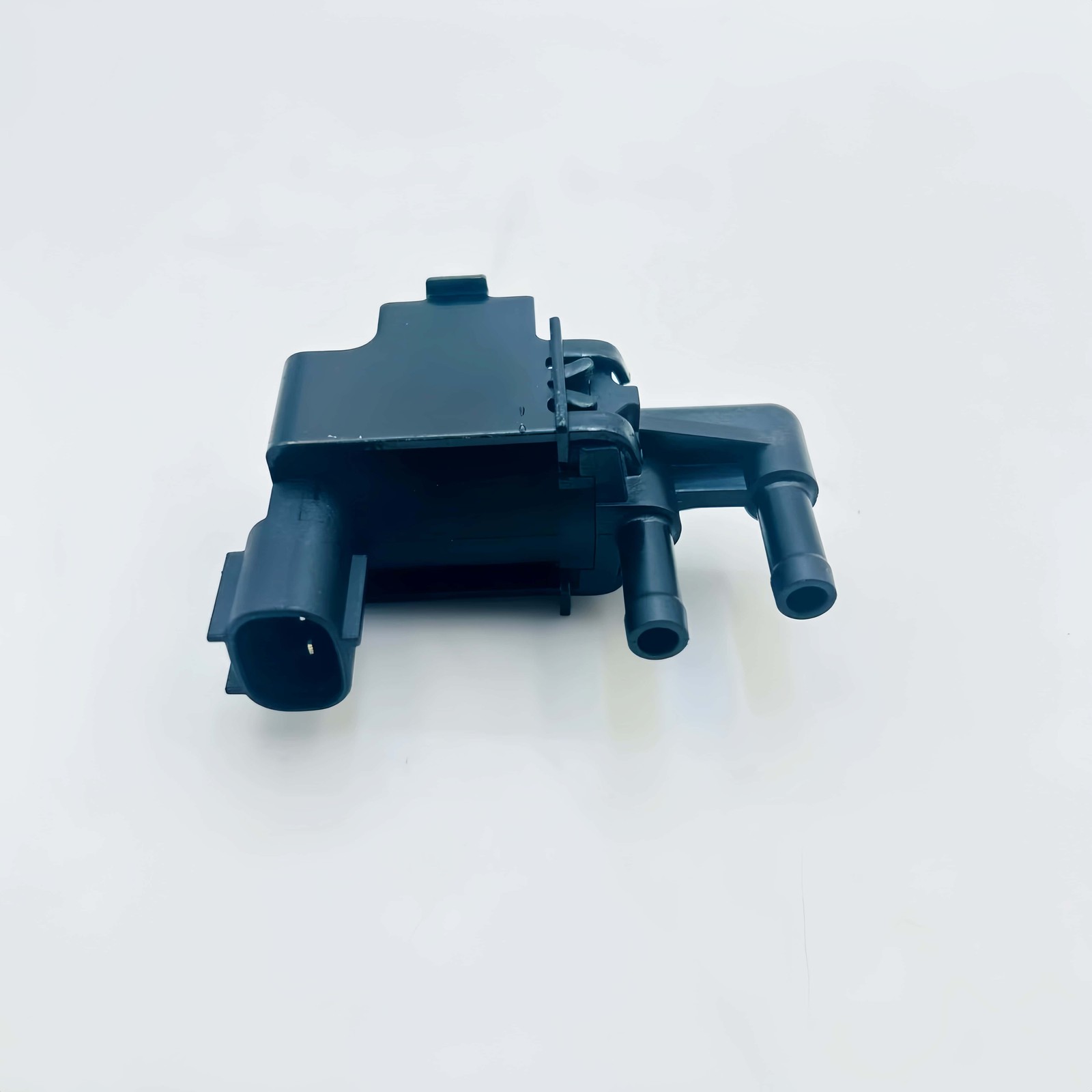 OEM For Toyota 25860-75160 Vapor Canister Purge Solenoid Switching Valve New