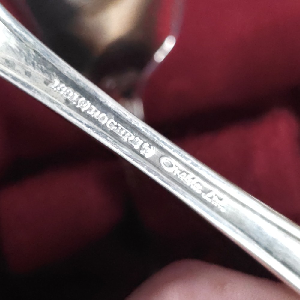 1881 Rogers Oneida Ltd Silverware Flatware Set Vintage + *more than one set here