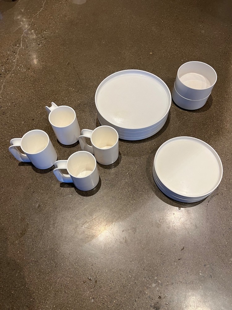 MASSIMO VIGNELLI HELLER SERVICE SET