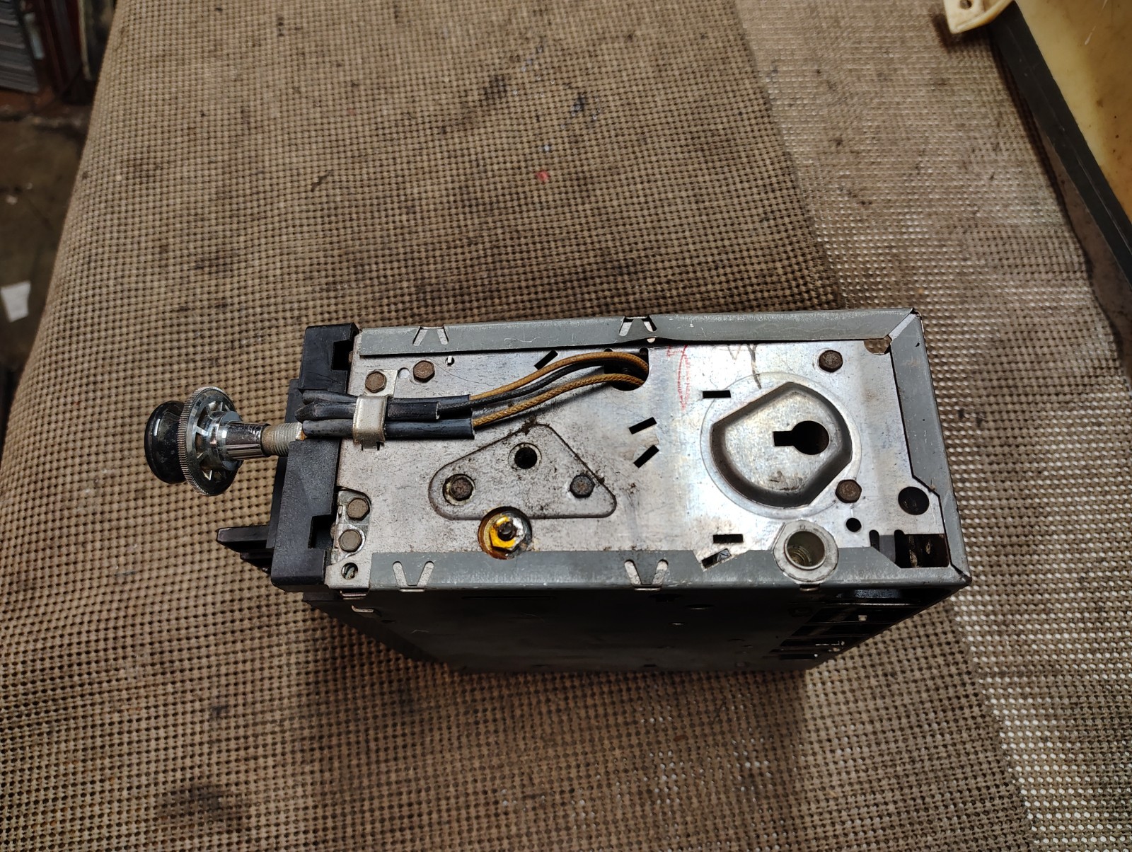 1971-73 Buick Riviera Wildcat Electra 225 LeSabre Factory AM FM Radio 34BFP2