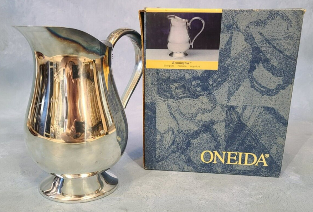 Oneida Bennington Silverplate Beverage Pitcher 2 Quart