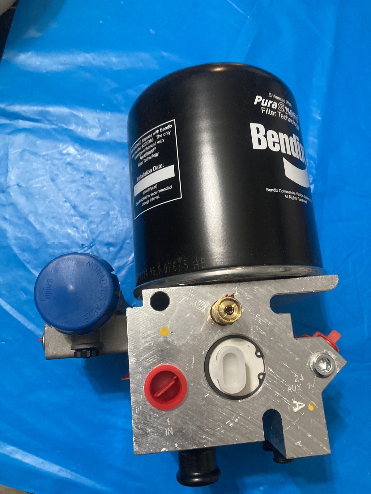 K049086 BENDIX AIR DRYER ASSEMBLY