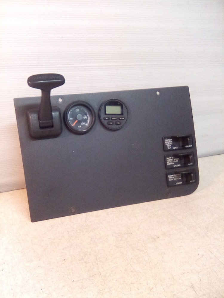Freightliner 22-60660-000 Switch Panel Dash Panel