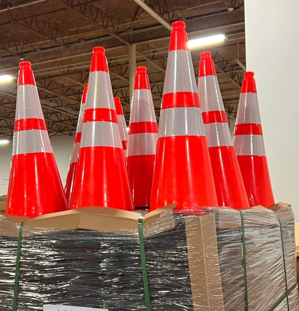 [5 Pack] 28" Orange Traffic Cone, 7lb Base w/6" & 4" Retroreflective Collars