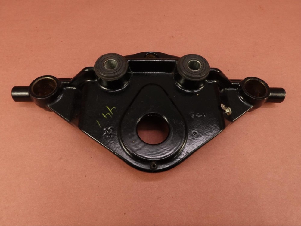 01-06 Harley Davidson Electra Glide FLHTCUI UPPER TRIPLE TREE FORK CLAMP