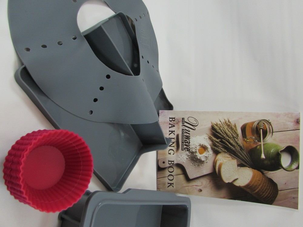 Silicone NuWave Bakeware Baking Pan Divider Cupcake holders 32443