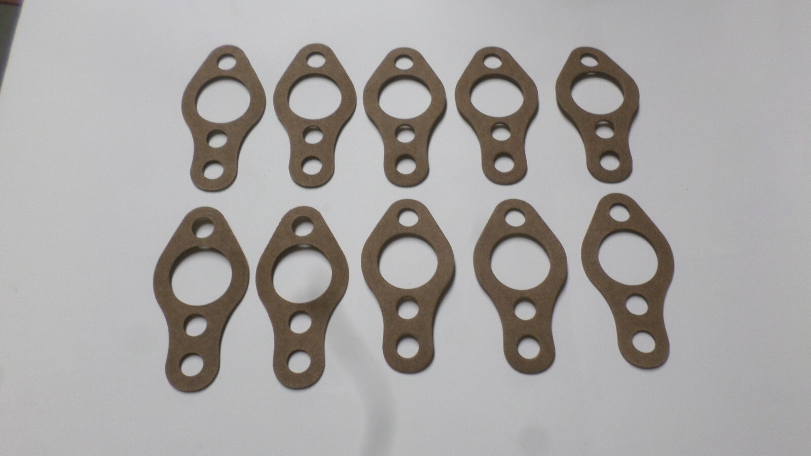 10 THICK Water Pump Gaskets for Chevrolet SBC 265 283 302 305 307 327 350 400