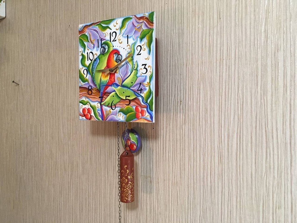 Soviet USSR Vintage Clock, Soviet Working Hand Painted Clock, Parrot Clock
