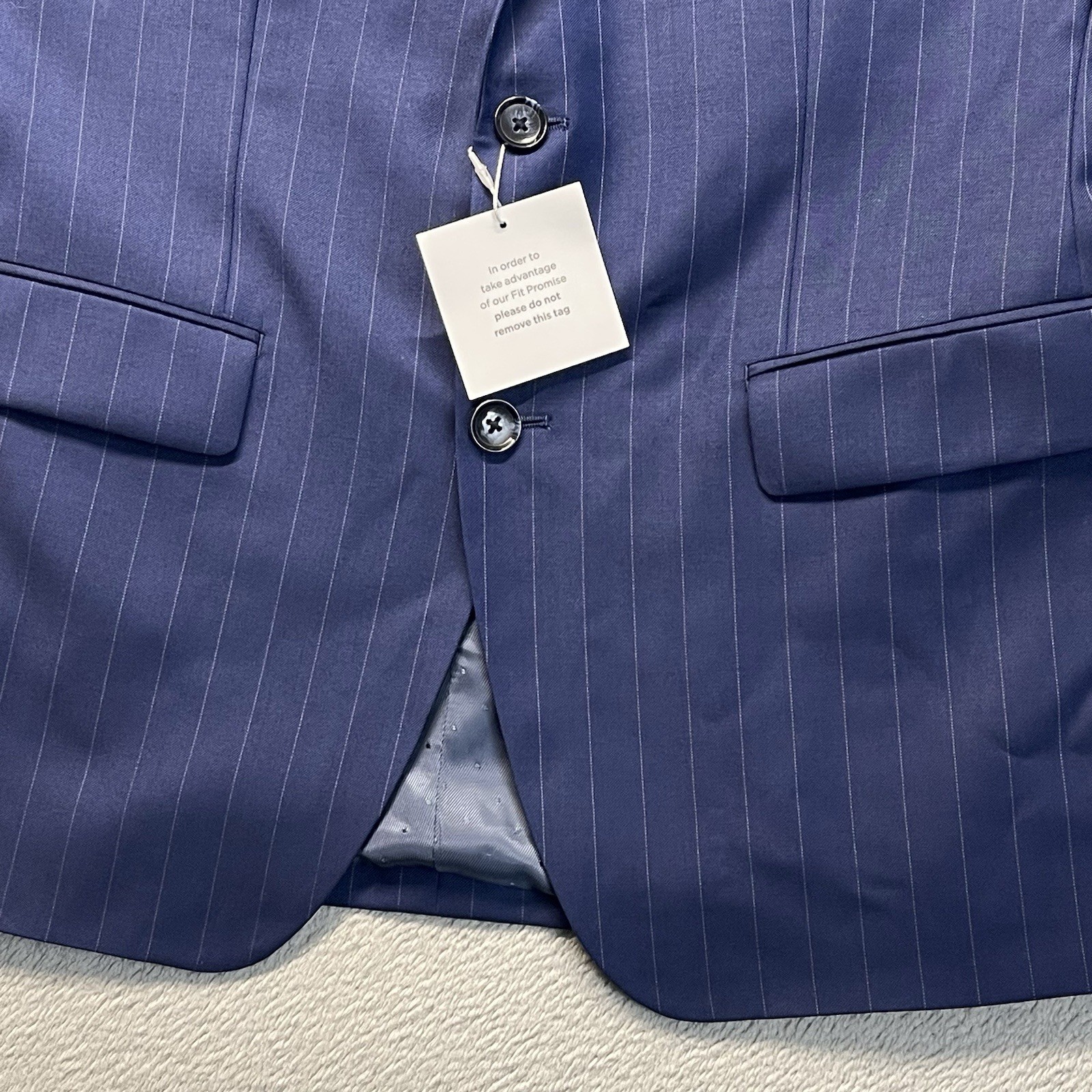 INDOCHINO Yaletown Mens Blazer Sport Coat Jacket Wool 52 Navy Stripe NWT