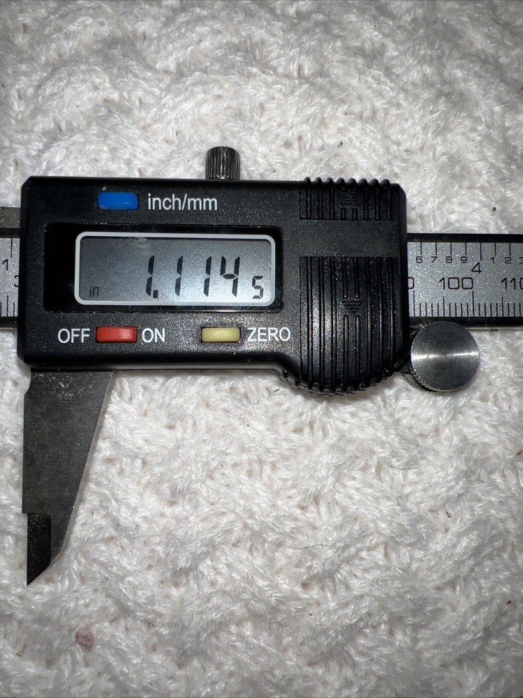 Electronic 6Inch Digital Caliper with LCD Readout and Storage Case