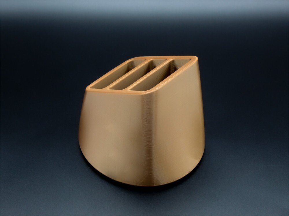 Remote Holder – Compact 3D Printed Organizer for Remotes