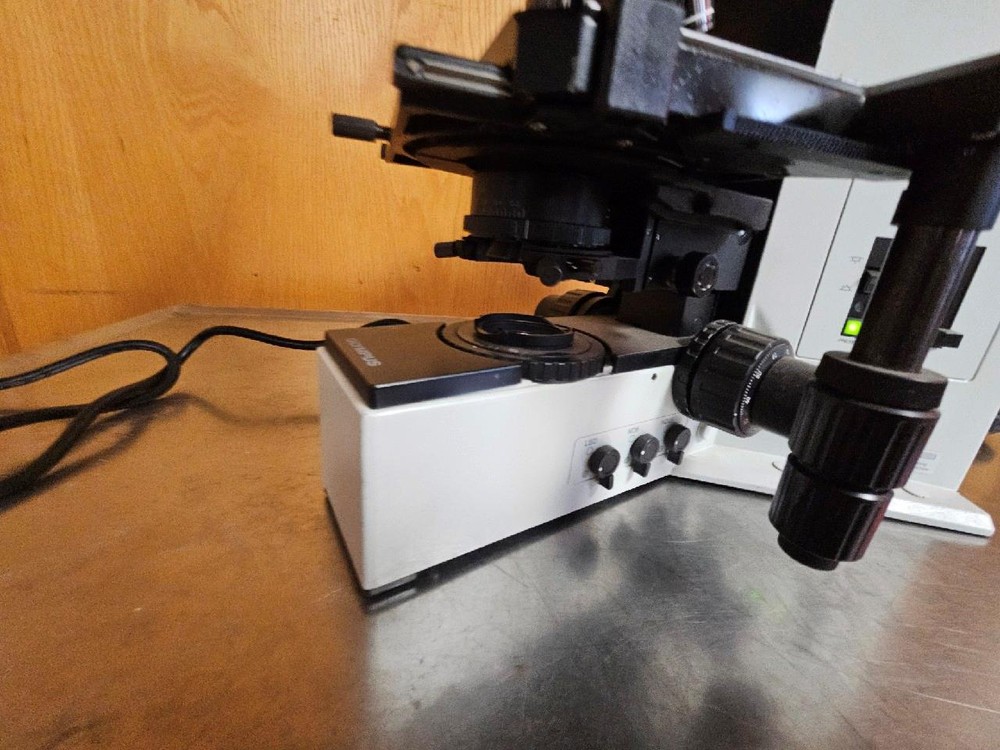 OLYMPUS BX60F5 BX60 TRINOCULAR FLUORESCENCE MICROSCOPE W/ 5 UPLANFL OBJECTIVES
