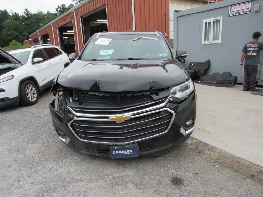 TRAVERSE 2018 Glove Box 1072814