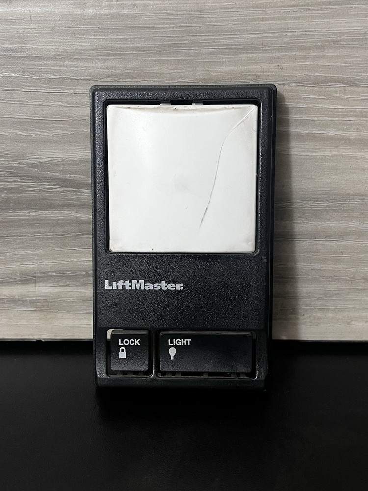 LIFTMASTER OEM 78LM SECURITY PLUS + 3 FUNCTION WALL PUSH BUTTON COVER CRACKED