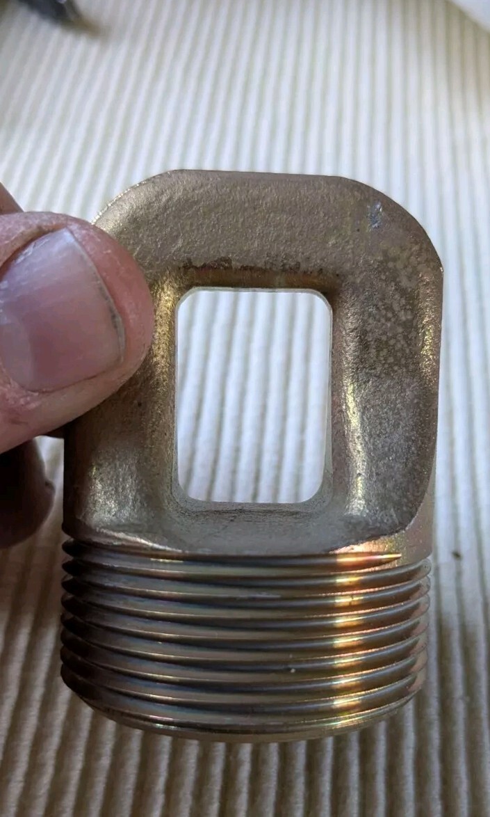 BOMB LUG SUSPENSION Military - MAUY 76/A 2-3/8" h x 1-3/4" dia