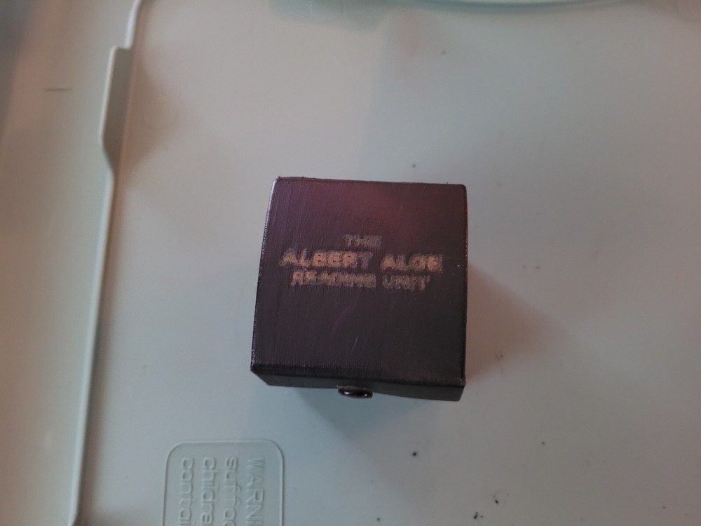 The Albert Aloe Reading Unit Lens