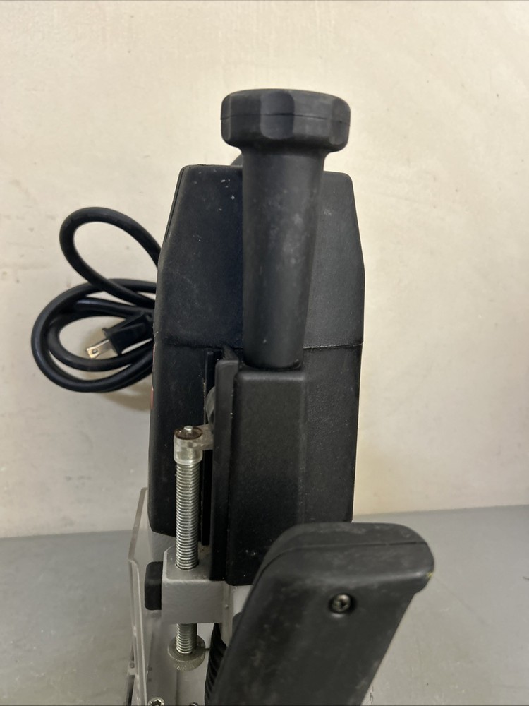 Freud Variable Speed Plunge Router Model FT-2000E tool professional Table Mount
