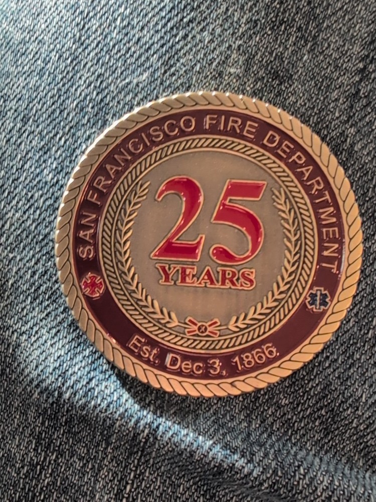 SAN FRANCISCO FIRE DEPT Challenge Coin 25 Years