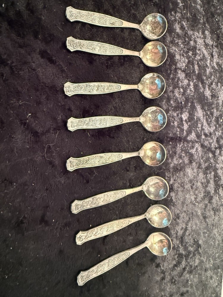 MEKA Denmark Salt Cellar Spoons (8)