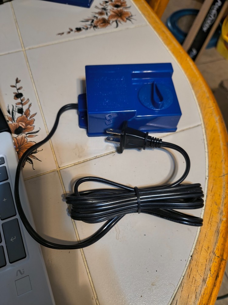 Life-Like DC Hobby Transformer 390-J 3 Power Pack Controller