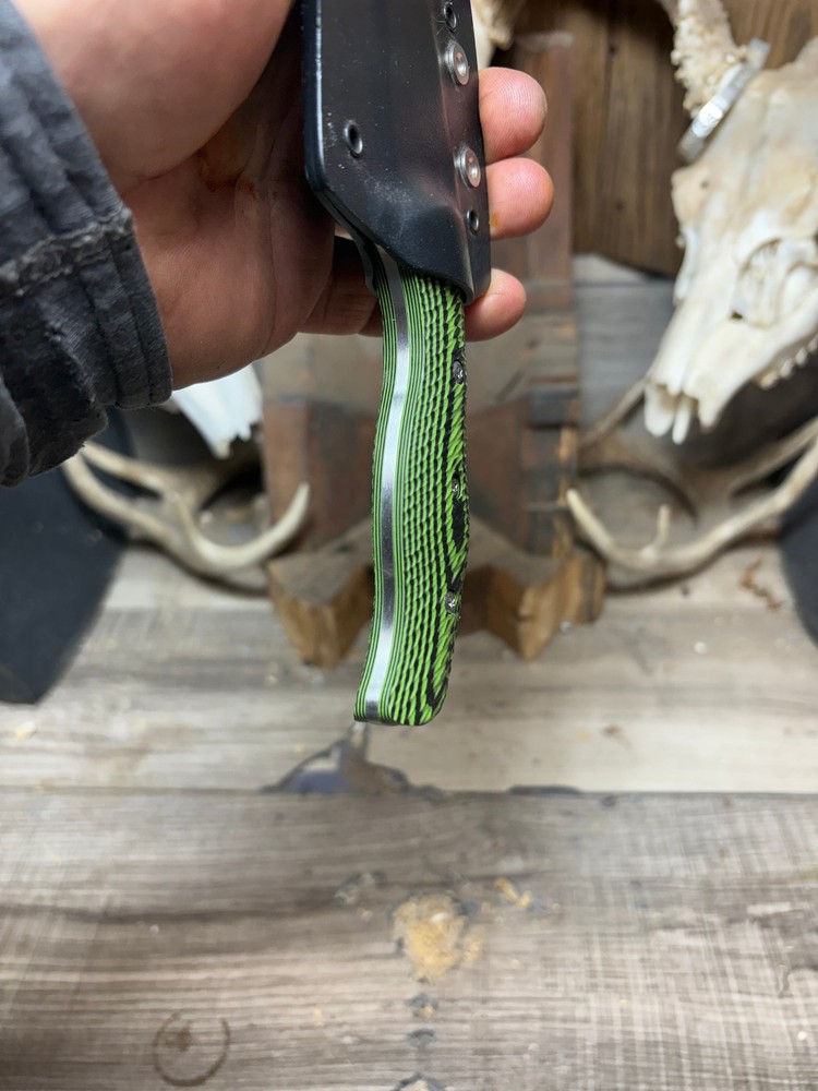 Spyderco Mule handles