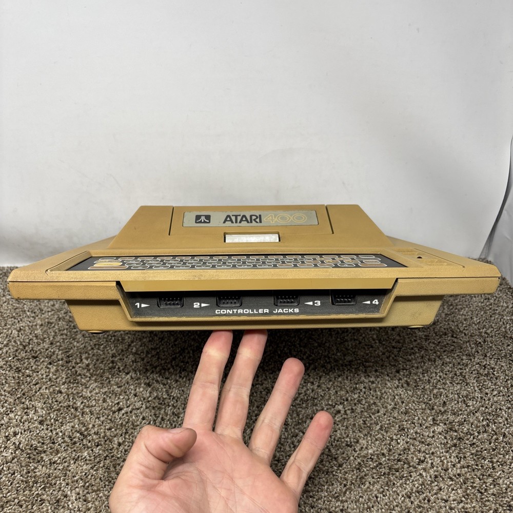 Atari 400 Computer System console with Power Supply TESTED and Working