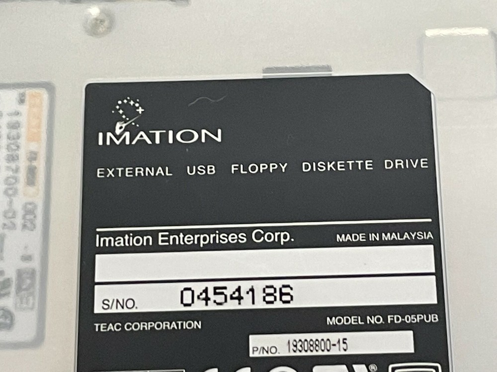LL5: Imation External USB Floppy Diskette Drive