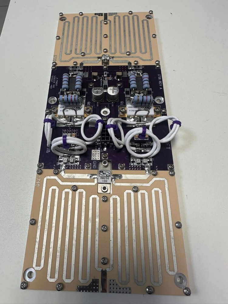 Pallet AMP 750W FM