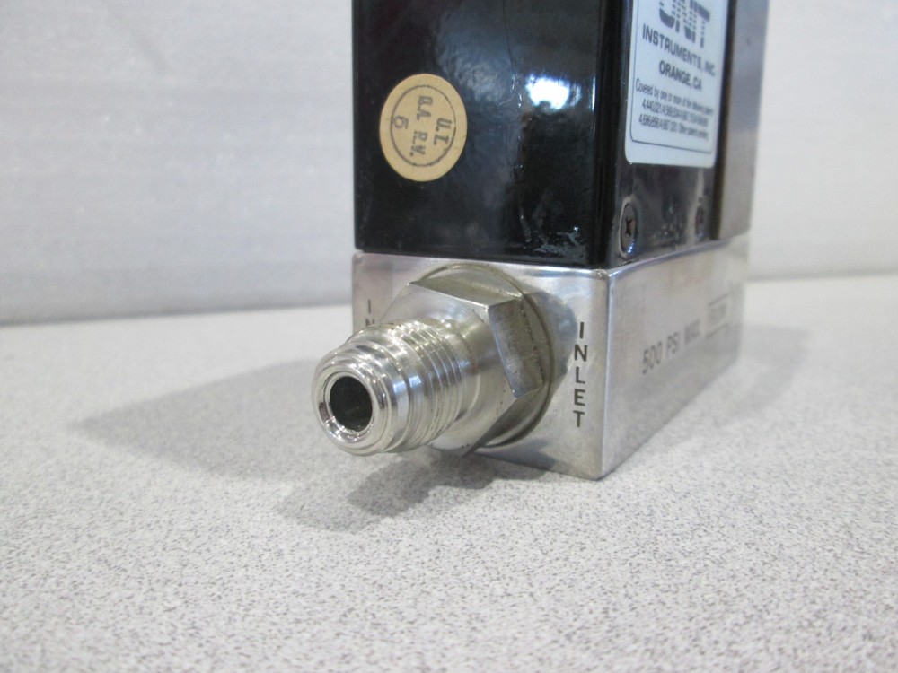 Unit UFC-1100 Mass Flow Controller, Gas o2, 1 SLM