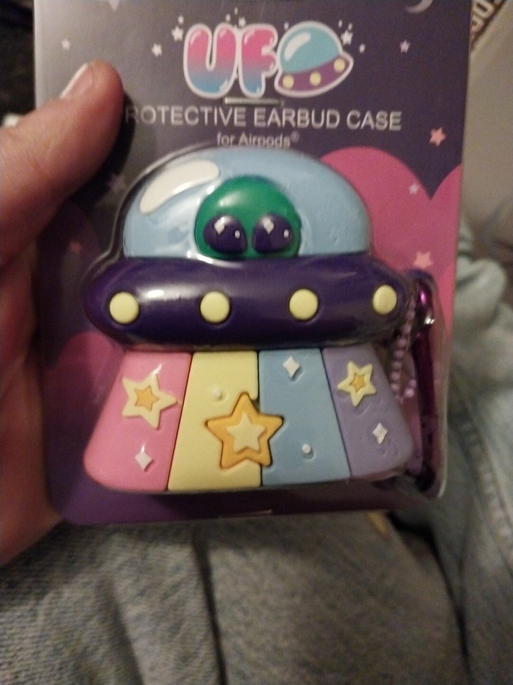 UFO Silicone Alien Earbud Case