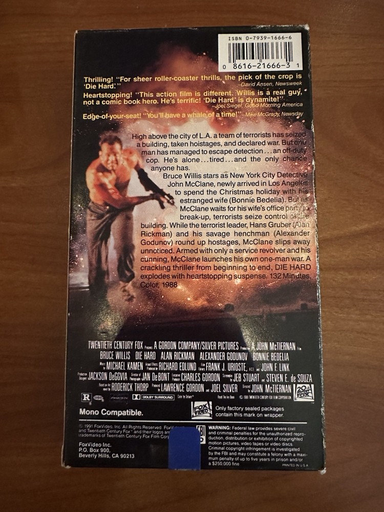 Die Hard (VHS, 1988, LIKE NEW, TESTED)