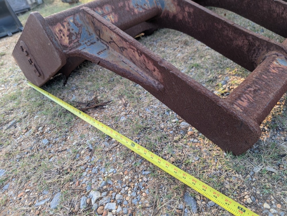10ft Loader Rake for Volvo / Deere Hi-Vis Coupler - Read