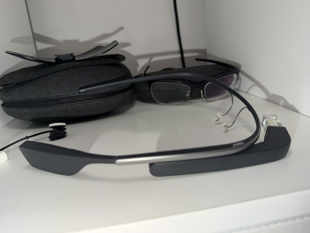 Google Glass XE Explorer Edition Prescription Frames, working great!