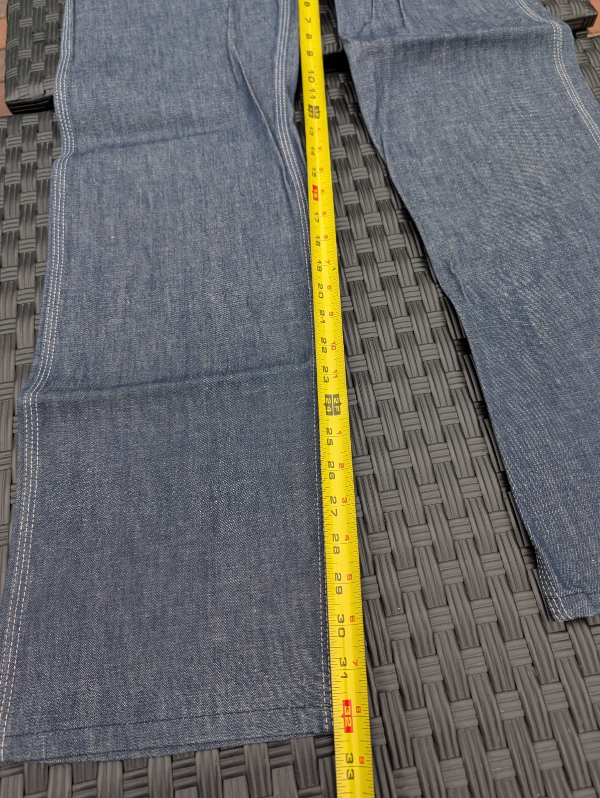 Vtg NOS Oshkosh B'Gosh Dungarees Denim Sanforized Jeans 27x33 NWT Union Made 70s