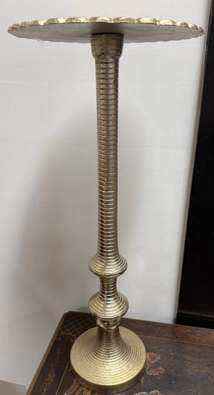 Gold Metal Plant Stand Pedestal Table 24” Tall Floral Top.