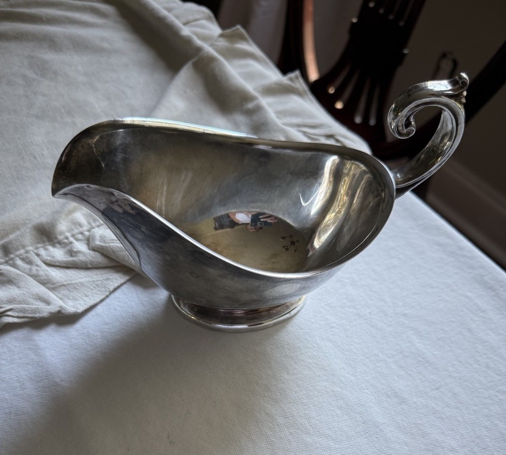 Vintage Mid Century Silver Plate Ornate Footed Gravy Boat