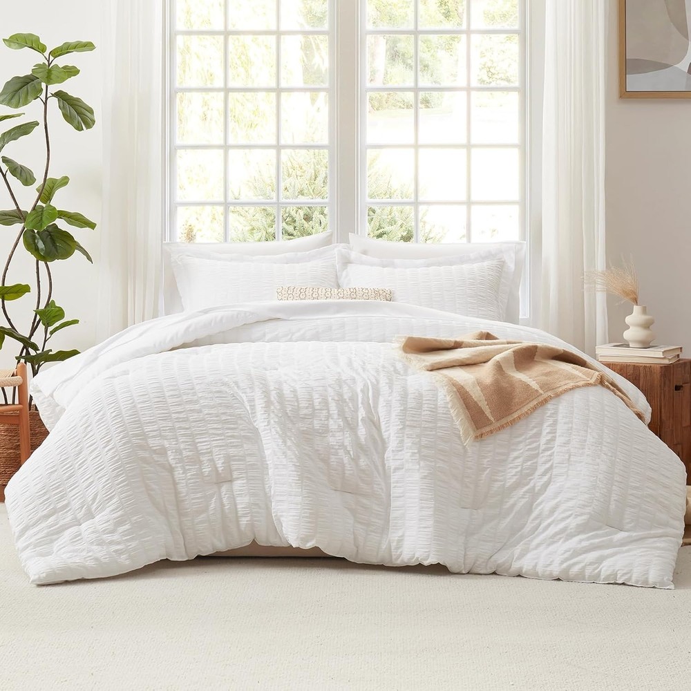 White Seersucker Queen Comforter Set 7 Pieces