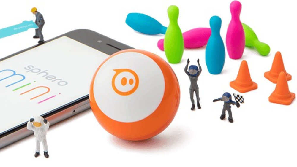 Sphero Mini App Controlled Robot Ball for Kids BLUE - STEM Coding & Games NEW