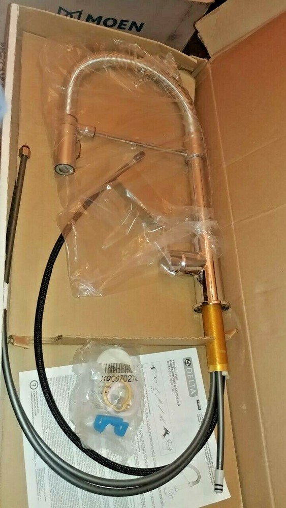 Delta 9659-DST Single Handle Pull-Down Kitchen Faucet