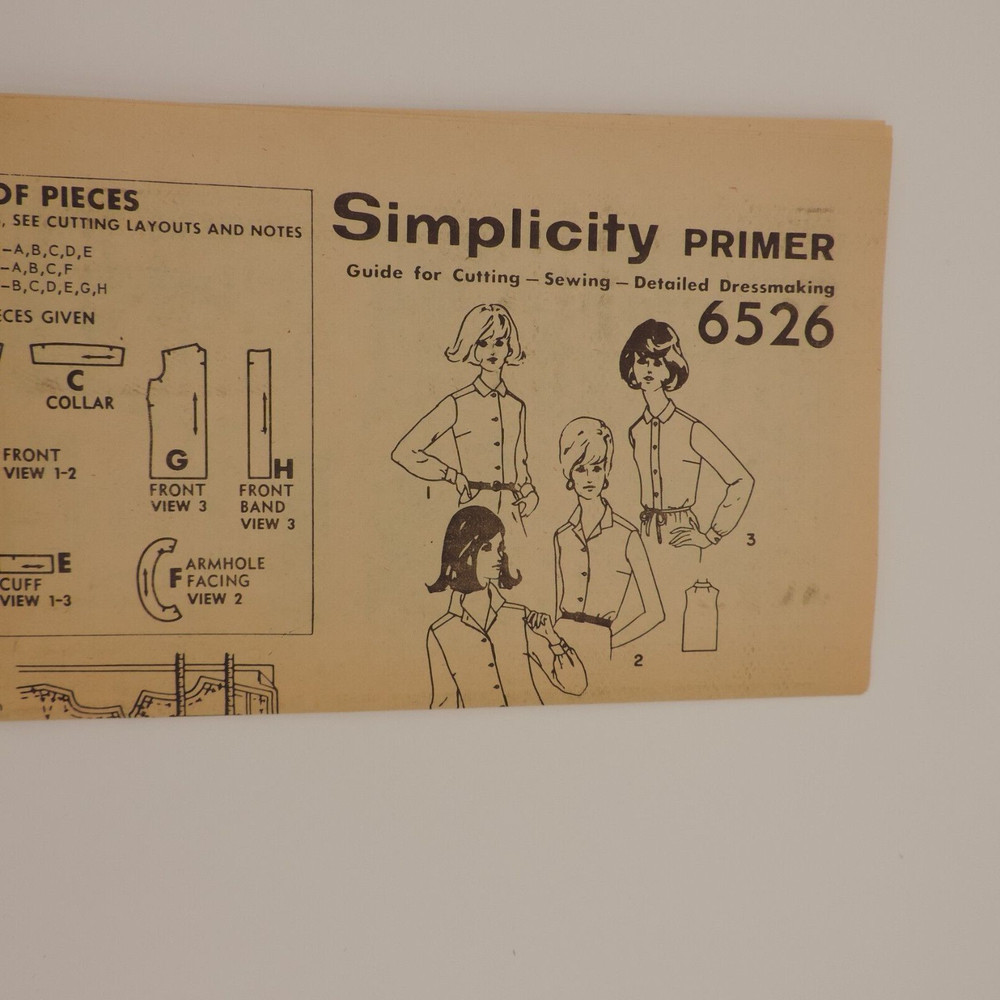 Simplicity 6526 Miss Button Front/Collared Blouse Size 40 B: 42 Complete