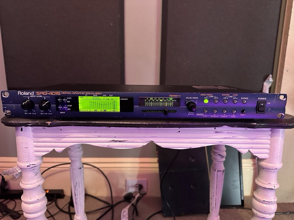 Roland SRQ-4015