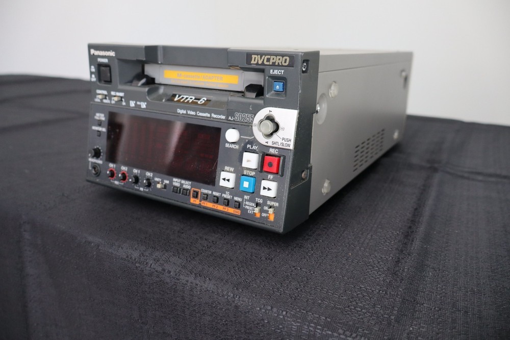 Panasonic DVCPro AJ-SD255 VTR-6