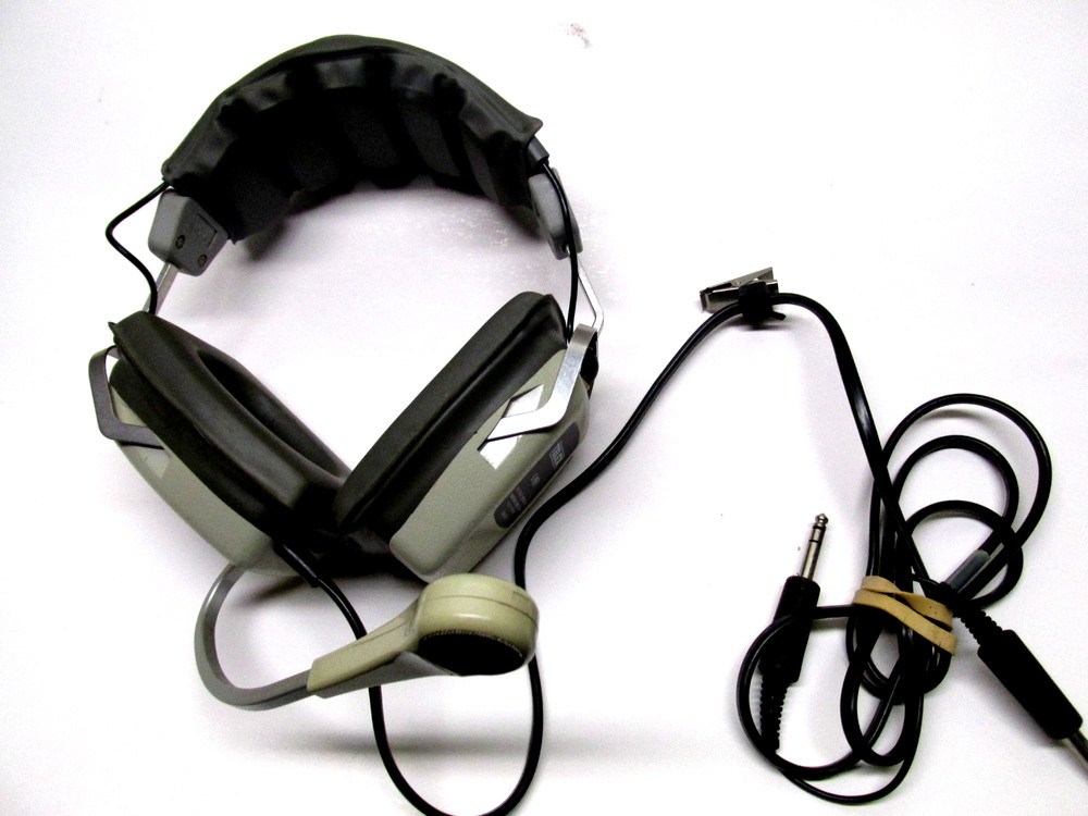 Z-Vintage Telex E-951 Aviation Headset Untested