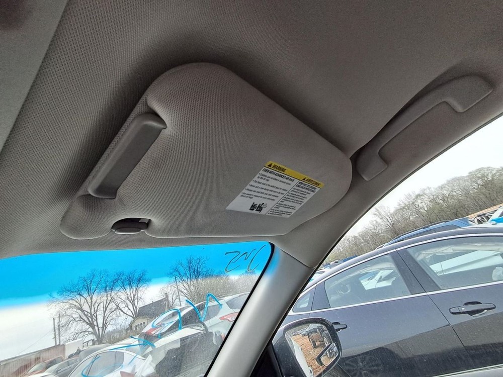 PATHFINDR 2015 Glove Box 4883759