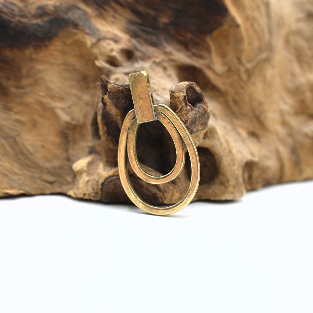 Vintage Brass Double Loop Pendant (BP19)